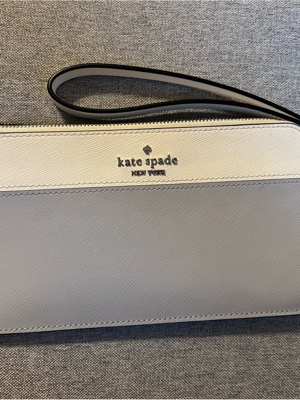 kate spade Two-Tone Cream and Light Gray Wristlet